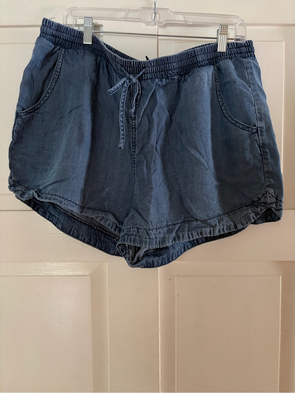 Universal Thread Women's Drawstring Denim-Look Shorts in Blue
